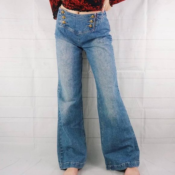🍓VINTAGE 90s DOSE 70s WIDE LEG LACE UP & BUTTON UP FLARES🍓 - Picture 2 of 4